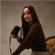 Profesora de fotografía apta para todas las edades y niveles.
Soy una chica extrovertida y creativa, con ganas de enseñar.